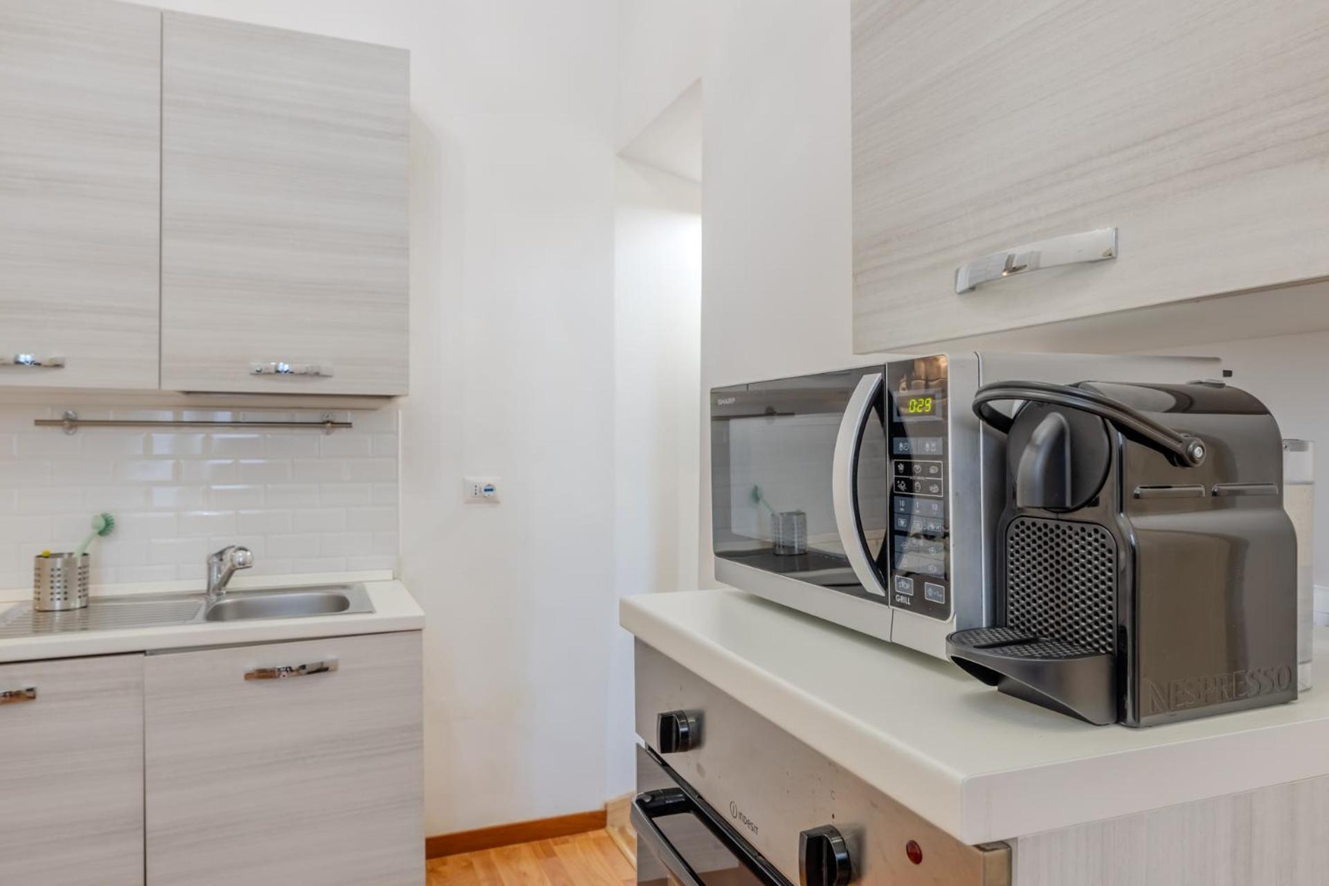 Appartamento Storico In Zona Barberini Рим Экстерьер фото